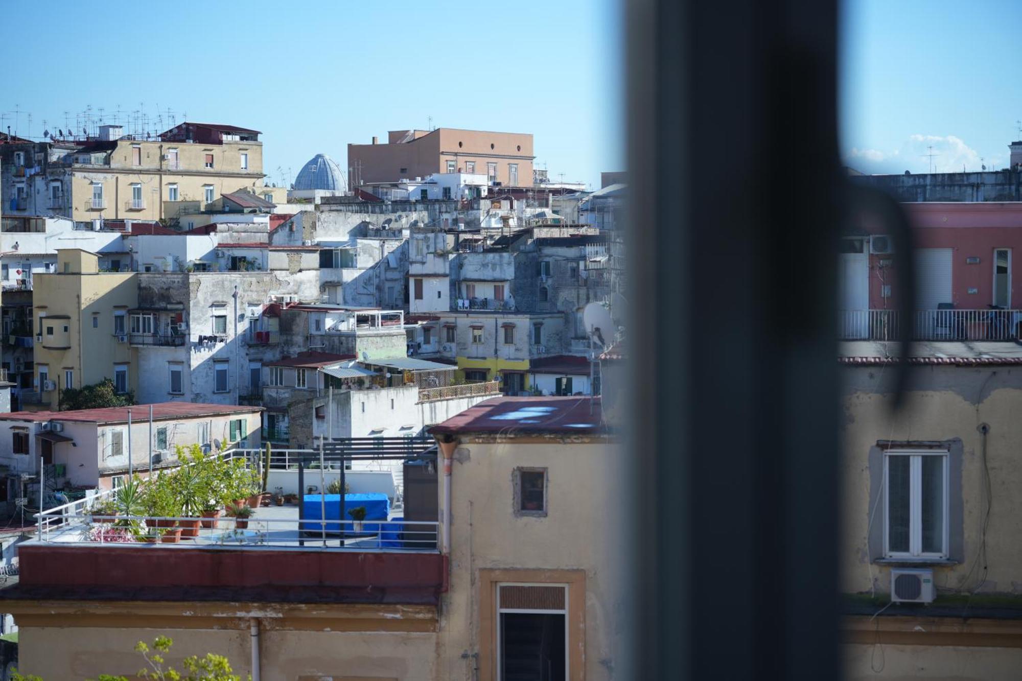 Panorama Vesuvius Affittacamere Guesthouse With Lift Near To Subway In Napoli Center Экстерьер фото
